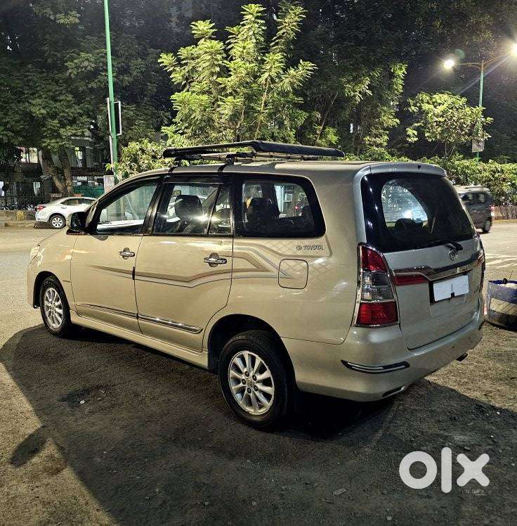 Toyota Innova 2.5 V 8 Str, 2014, Diesel
