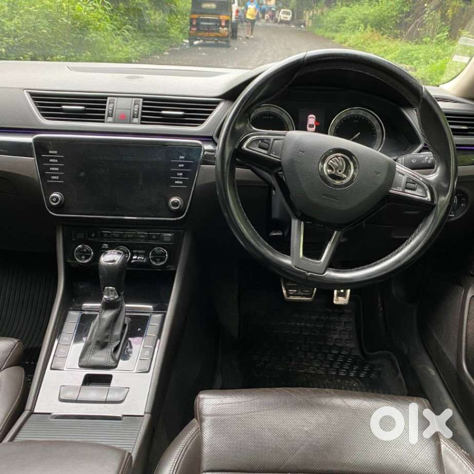 Skoda Superb 2.0 L&k Tsi At, 2020, Petrol