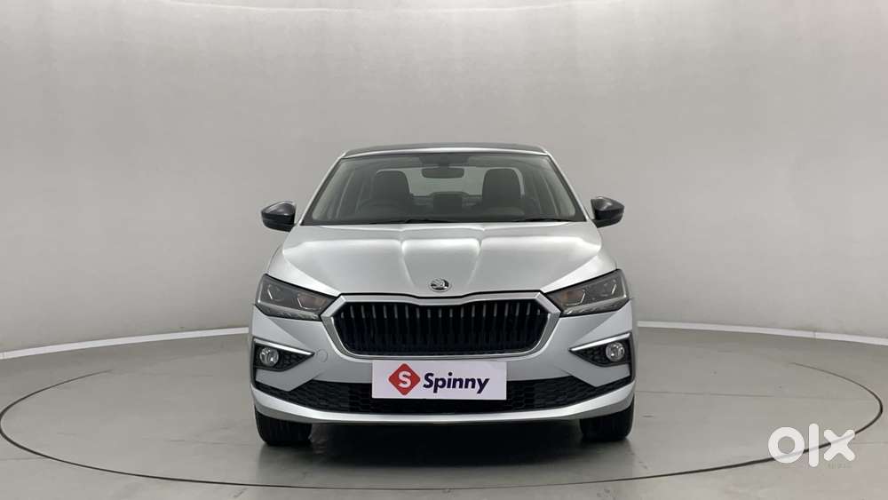 Skoda Slavia Style 1.0l Tsi At, 2022, Petrol