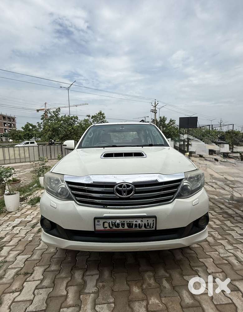 Toyota Fortuner 3.0 4x2 Automatic, 2014, Diesel