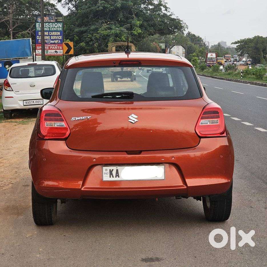 Maruti Suzuki Swift Vvt Zxi, 2018, Petrol