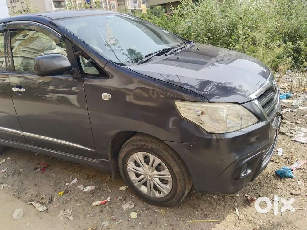 Toyota Innova 2016 Diesel Well Maintained