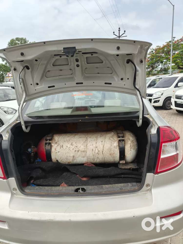 Maruti Suzuki Sx4 Vxi Bsiv, 2013, Petrol