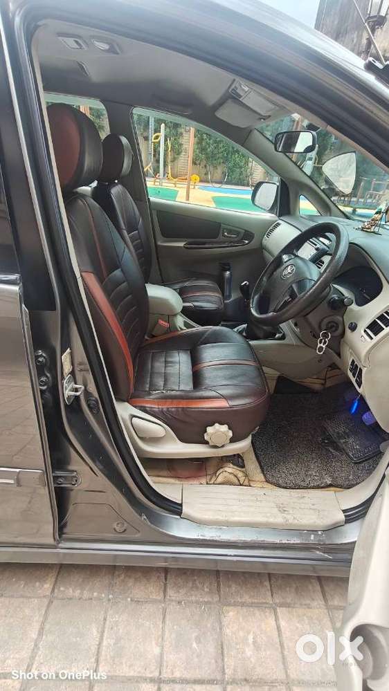 Toyota Innova 2.5 Vx 8 Str, 2012, Diesel