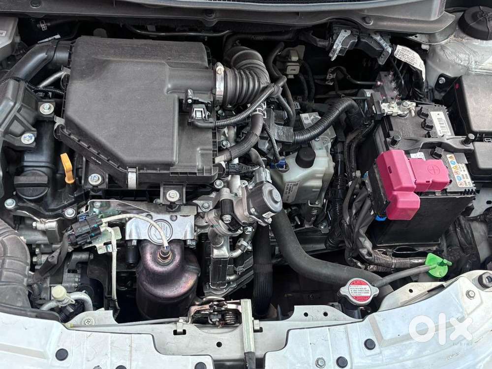 Maruti Suzuki Swift Ags Petrol 2024-25 Reg