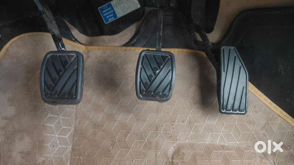 Maruti Suzuki Swift Dzire Zxi + Mt, 2018, Petrol