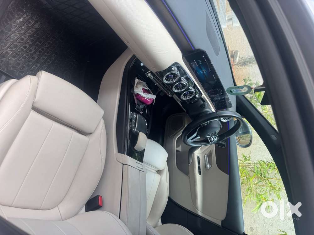 Scratch Less Condition With Service Warranty Available Till 2027