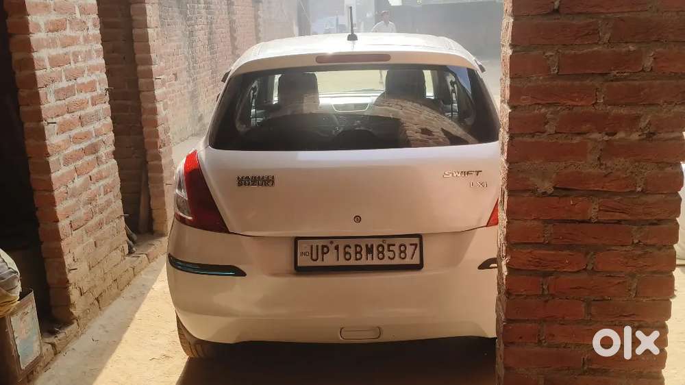 Maruti Suzuki Swift 2017 Cng & Hybrids 68000 Km Driven