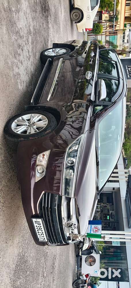 Toyota Innova Crysta 2019 Diesel 7-seater
