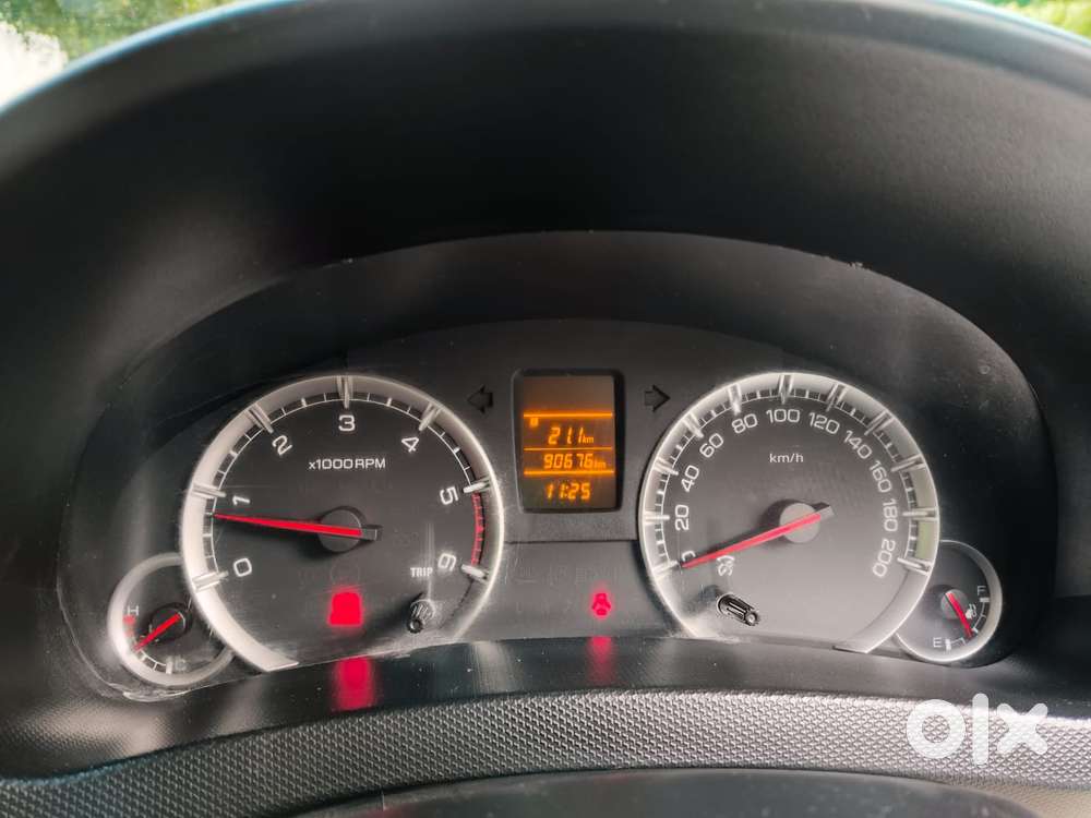 Maruti Suzuki Swift Dzire Vdi Bsiv, 2013, Diesel