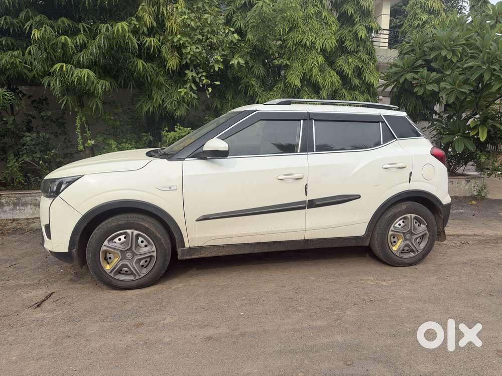 Mahindra Xuv300 W4, 2020, Cng & Hybrids