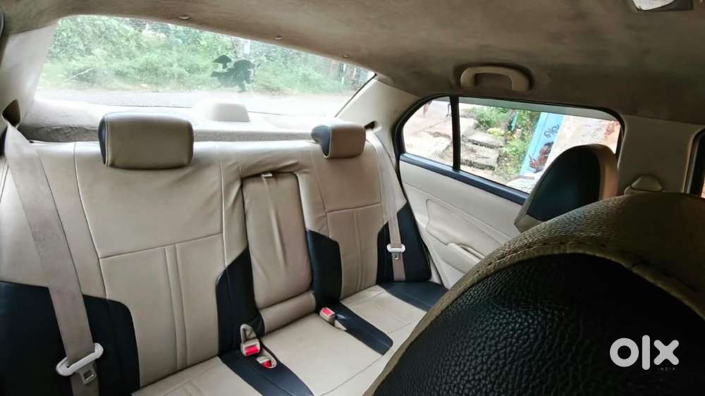 Maruti Suzuki Swift Dzire 2015
