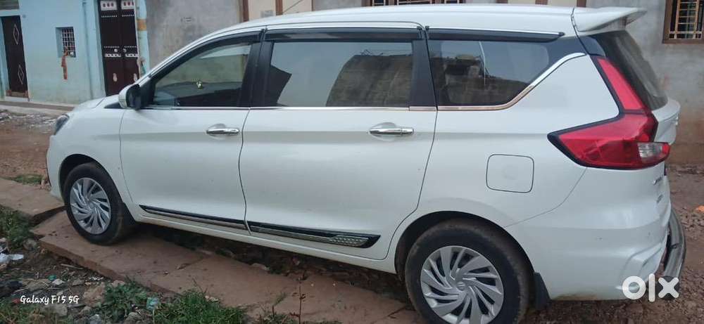 Maruti Suzuki Ertiga 2025 Cng & Hybrids Well Maintained