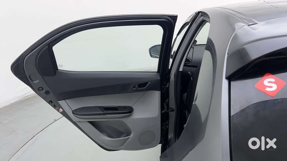 Tata Tiago 1.2 Revotron Xm Cng, 2023, Cng & Hybrids