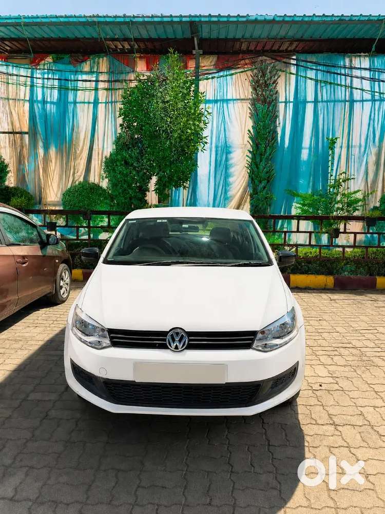 Volkswagen Polo December 2011 Diesel 122000 Km Driven