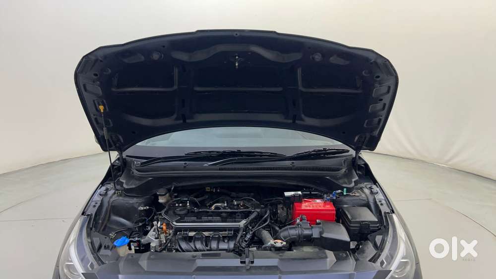 Hyundai New I20 1.2 Asta (o) Mt, 2023, Petrol