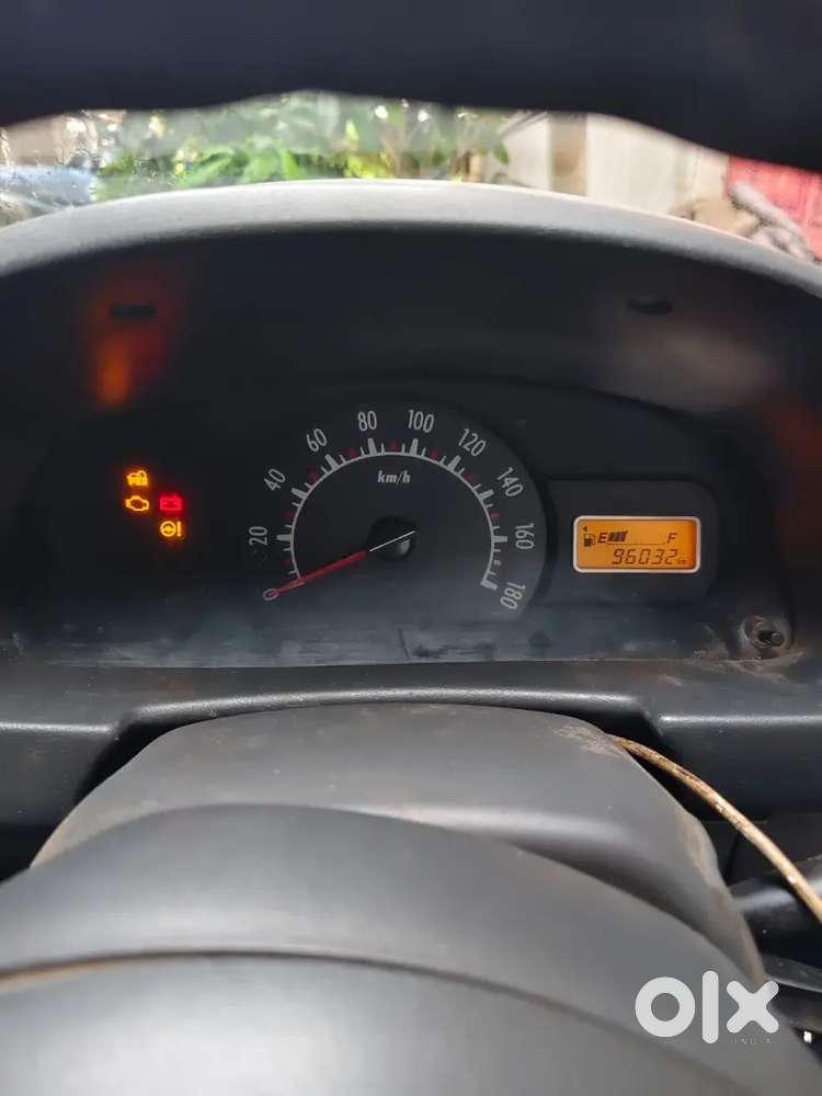 Well Maintained Maruti Alto K10 (2012)  Pure Petrol  Long Insurance!
