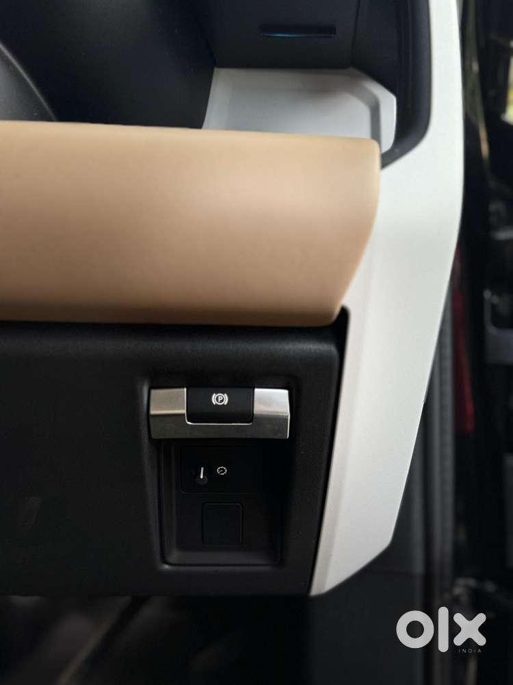 Land Rover Defender 2.0 110 X-dynamic Hse, 2025, Petrol
