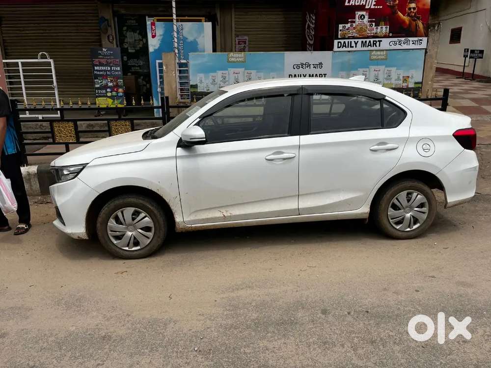 Honda Amaze 2023 Petrol Well Maintained