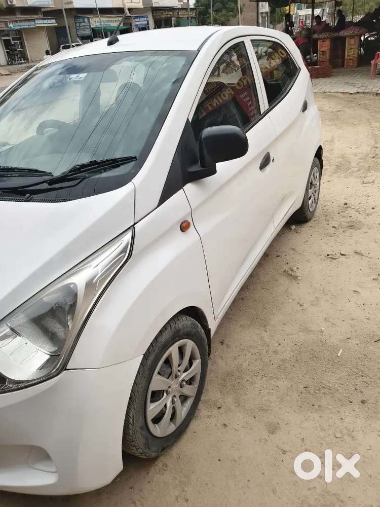 Hyundai Eon Magna 2013