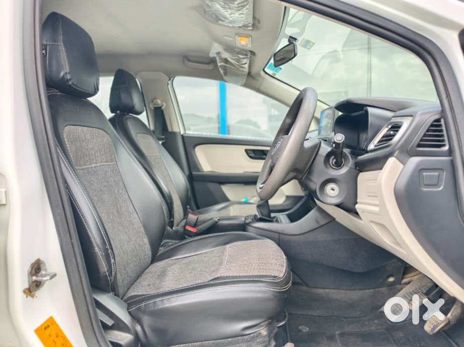 Tata Altroz Xm Plus Petrol, 2022, Petrol