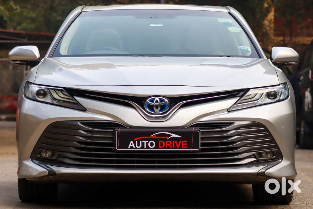 Toyota Camry Hybrid, 2019, Petrol