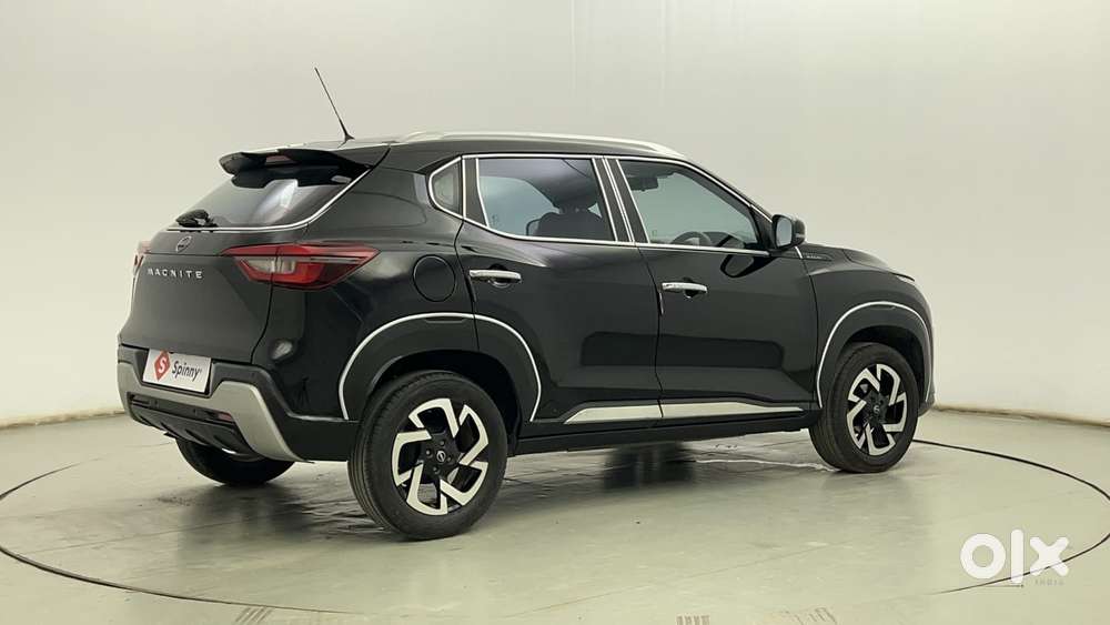 Nissan Magnite 1.0 Xv, 2022, Petrol