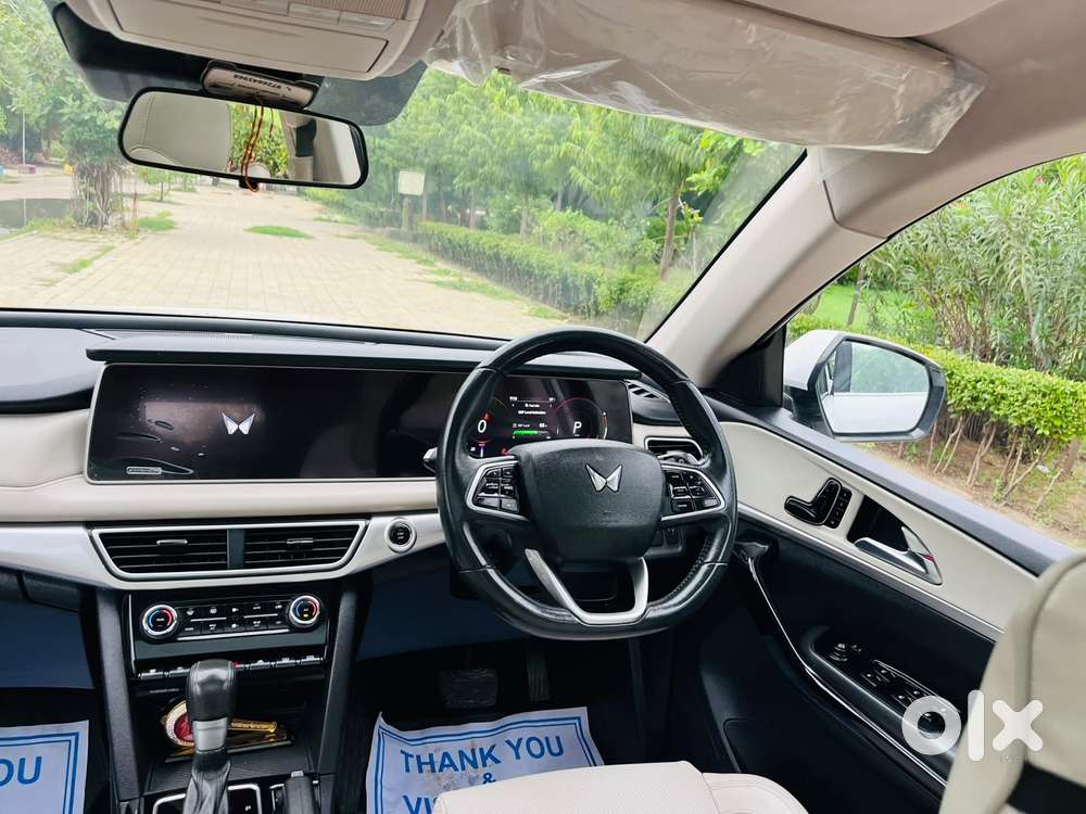 Mahindra Xuv700 2.2 Ax 7 Diesel At Str, 2023, Diesel