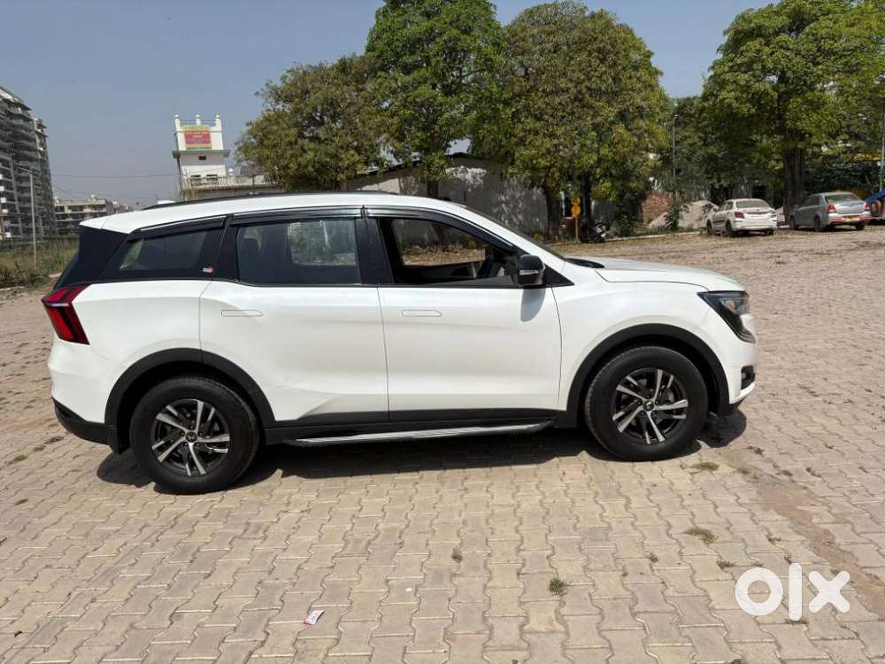 Mahindra Xuv700 2.2 Ax 5 Diesel Mt Str, 2022, Diesel