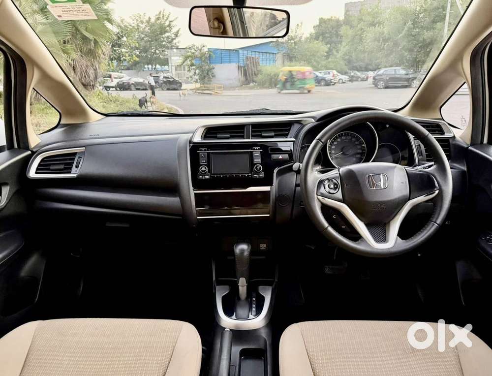 Honda Jazz V Automatic, 2018, Petrol
