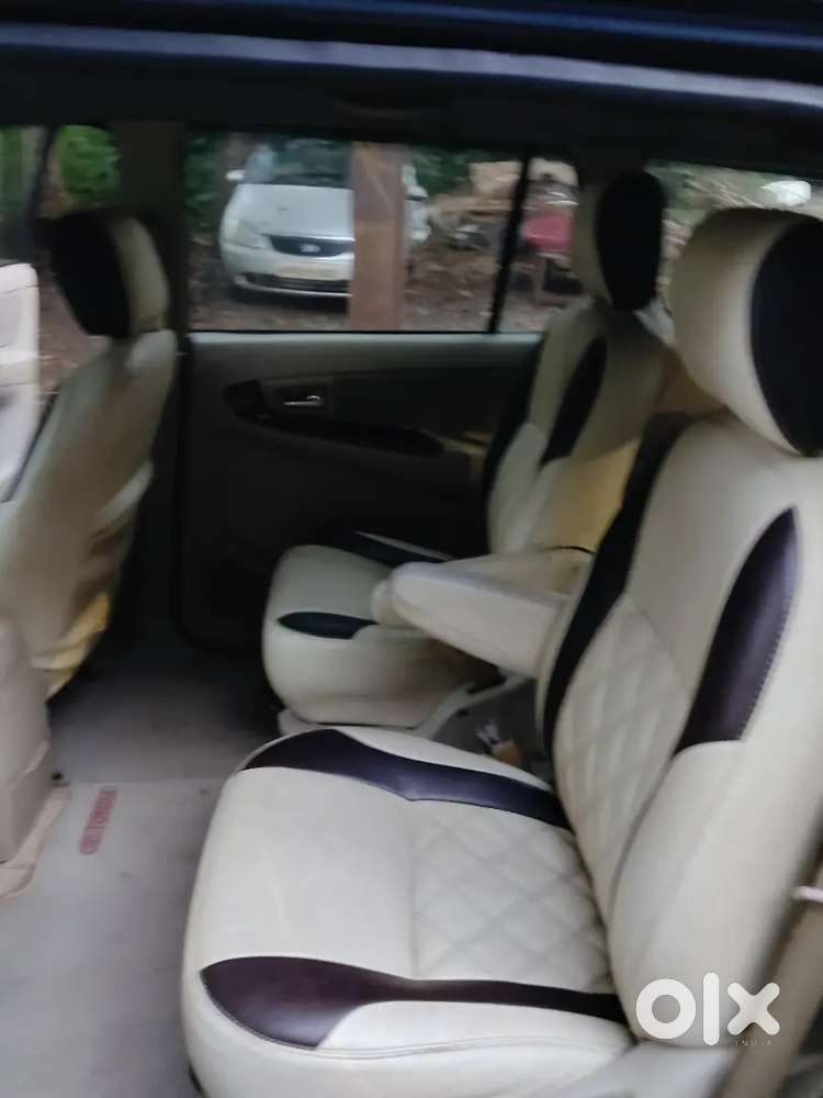 Toyota Innova 2.0 Petrol 2005