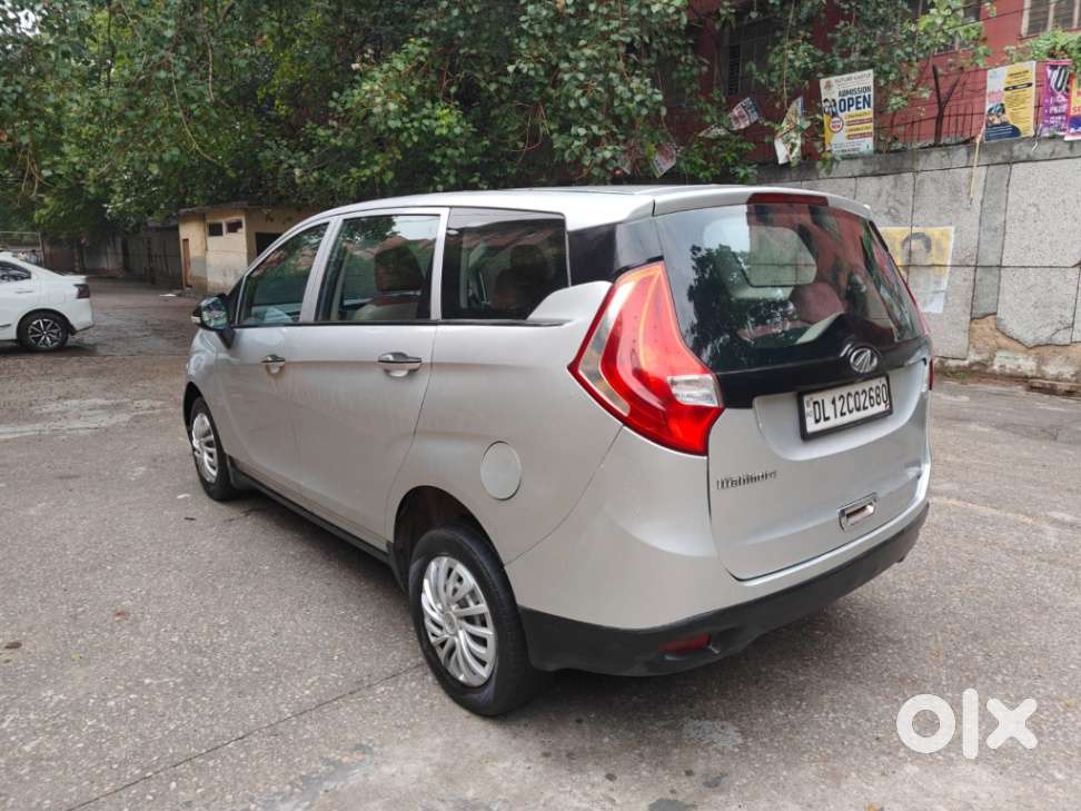 Mahindra Marazzo