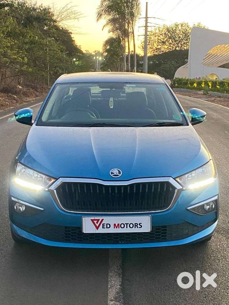 Skoda Slavia 1.0 Ambition Tsi, 2023, Petrol