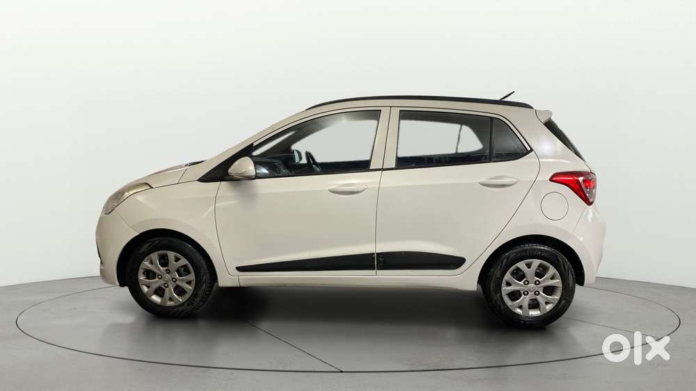 Hyundai Grand I10 Sportz 1.2 Kappa Vtvt, 2015, Petrol
