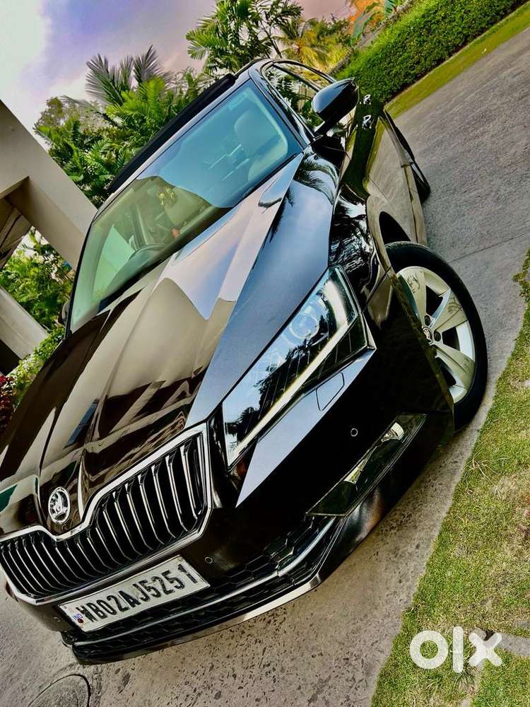 Skoda Superb Petrol Automatic 2016-2019 Pristine Condition