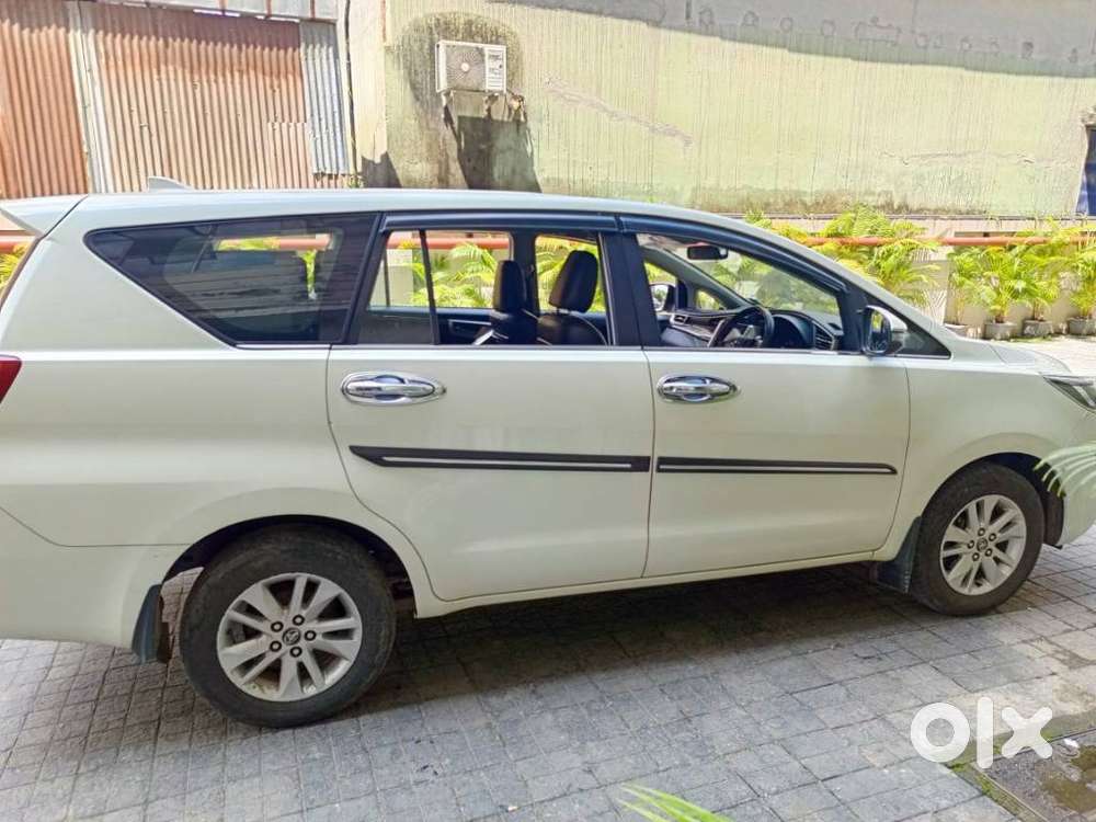 Toyota Innova Crysta 2.4 V 8 Str, 2018, Diesel