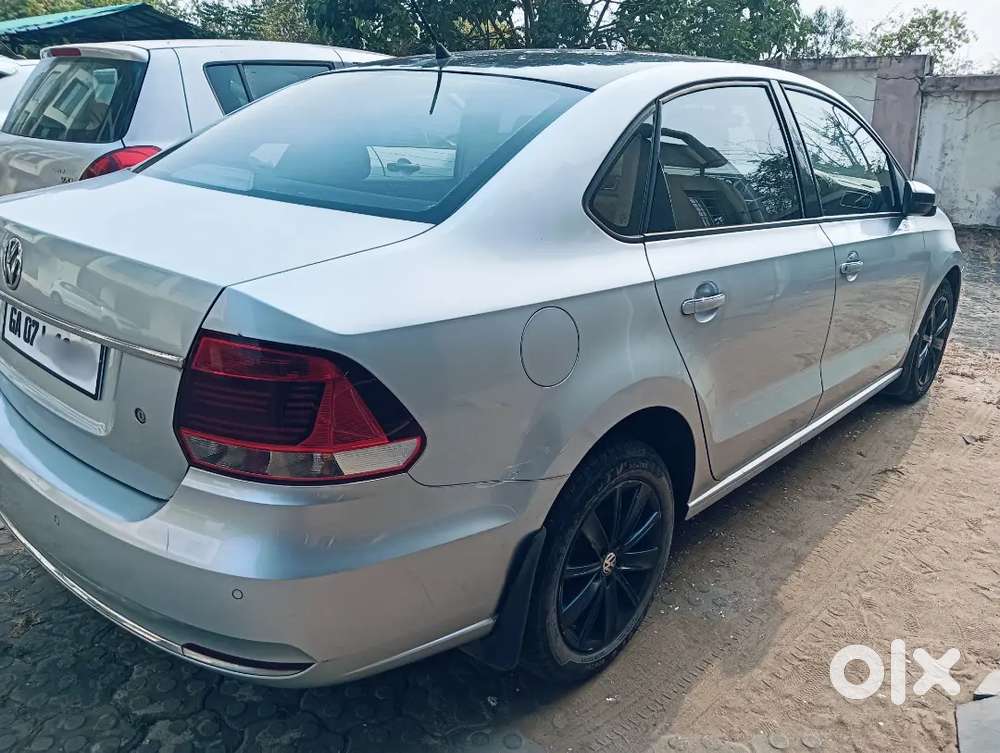 Volkswagen Vento 1.6 Mpi (mt) Highline , Model 26 Dec 2017 , Silver