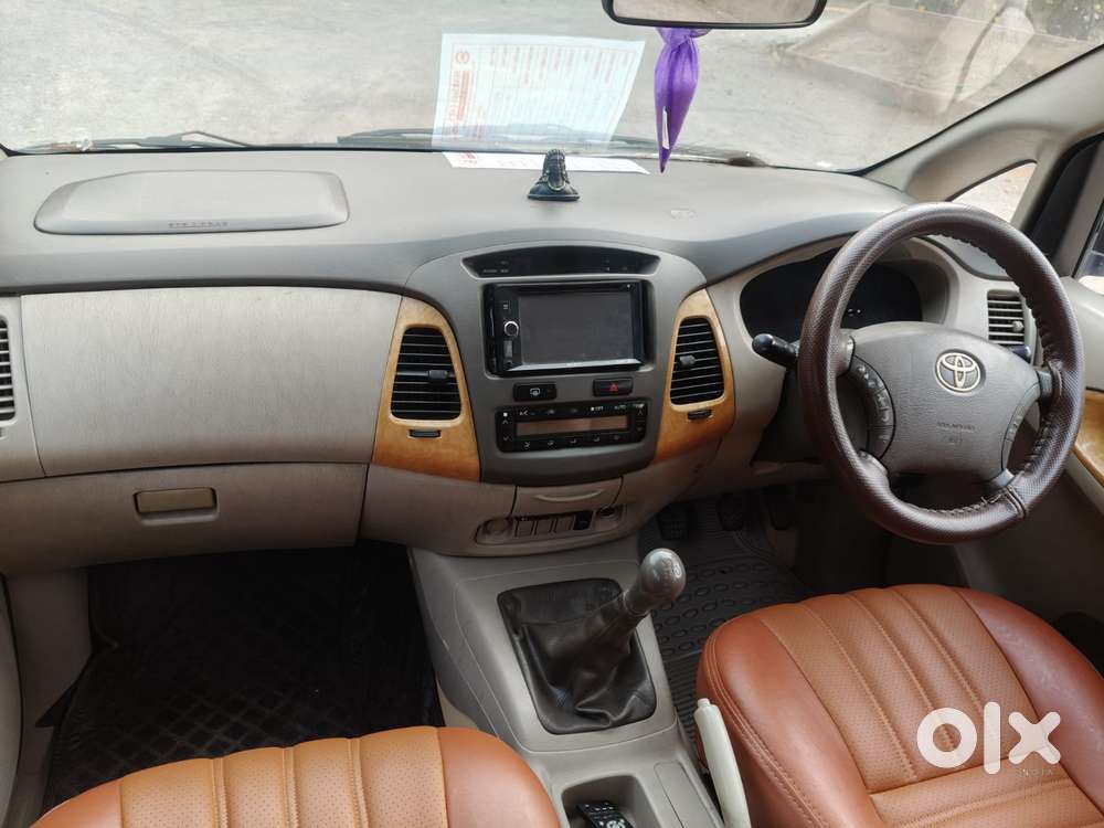 Toyota Innova 2.5 V 7 Str, 2009, Diesel