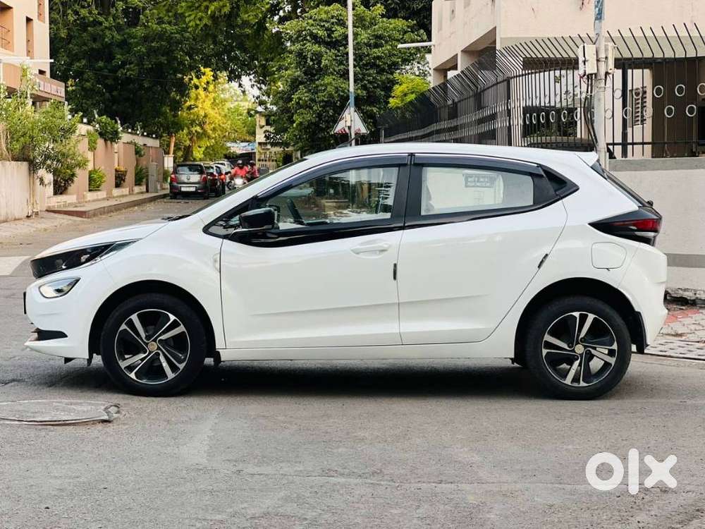 Tata Altroz Xz, 2022, Petrol