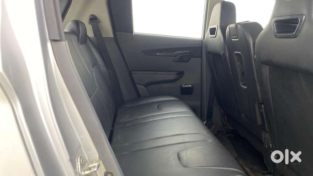 Mahindra Kuv100 Nxt 1.2 K2 Petrol 6 Str, 2017, Petrol