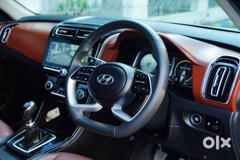 Hyundai Alcazar Platinum, 2023, Petrol