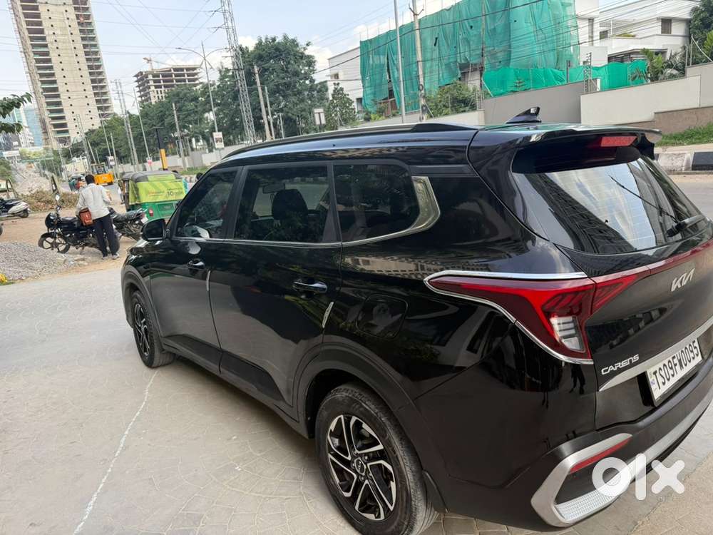 Kia Carens 2022 Drives