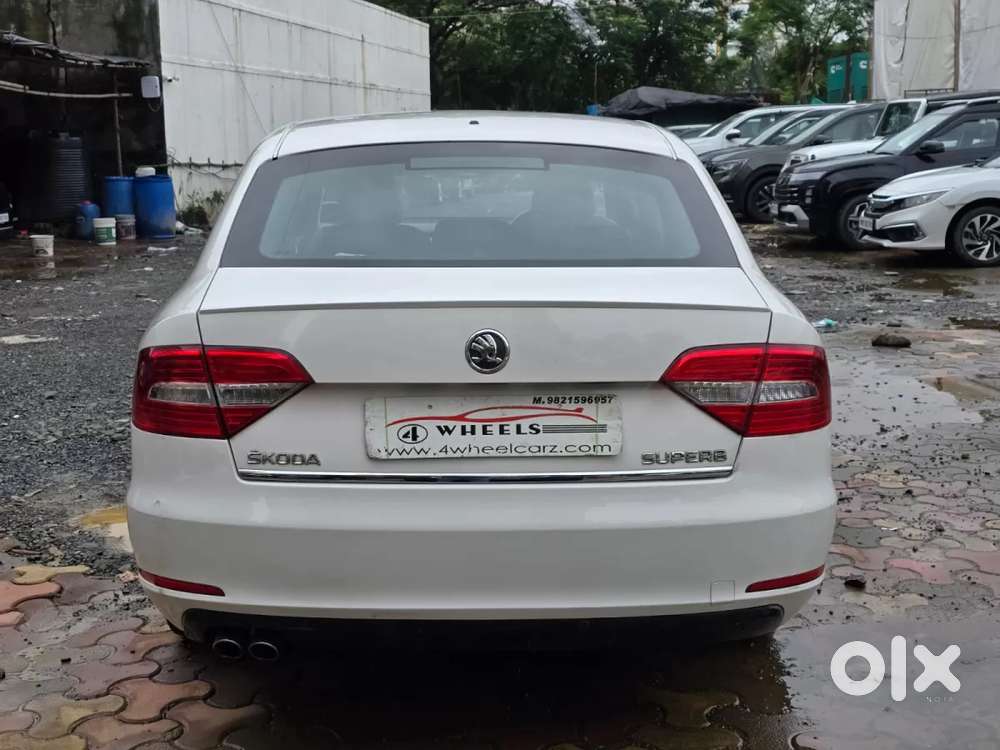 Skoda Superb, 2014, Petrol