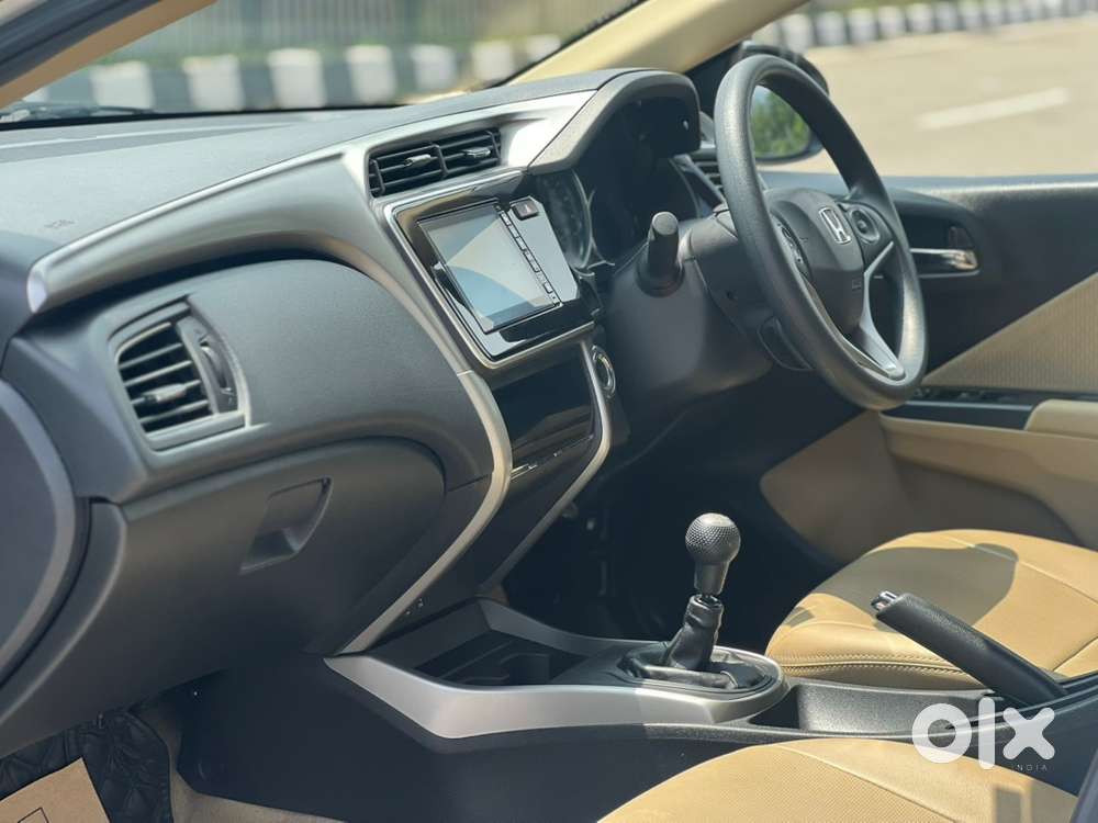 Honda City 2022 Petrol Showroom Condition