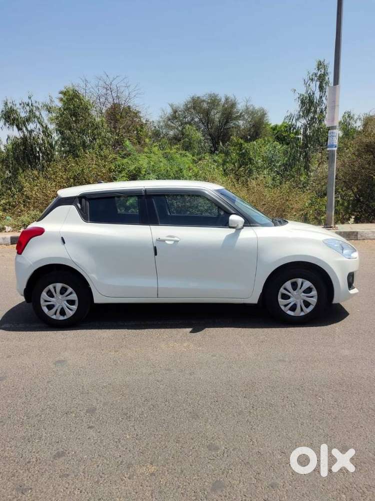 Maruti Suzuki Swift 1.2 Vxi (o), 2022, Petrol