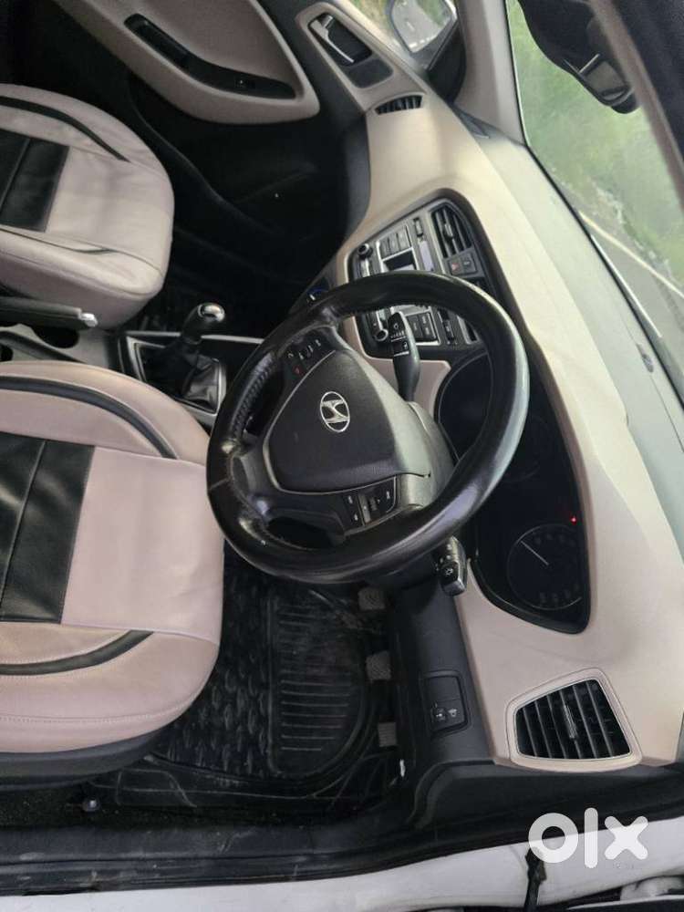 Hyundai Elite I20 Magna+ Vtvt, 2015, Petrol