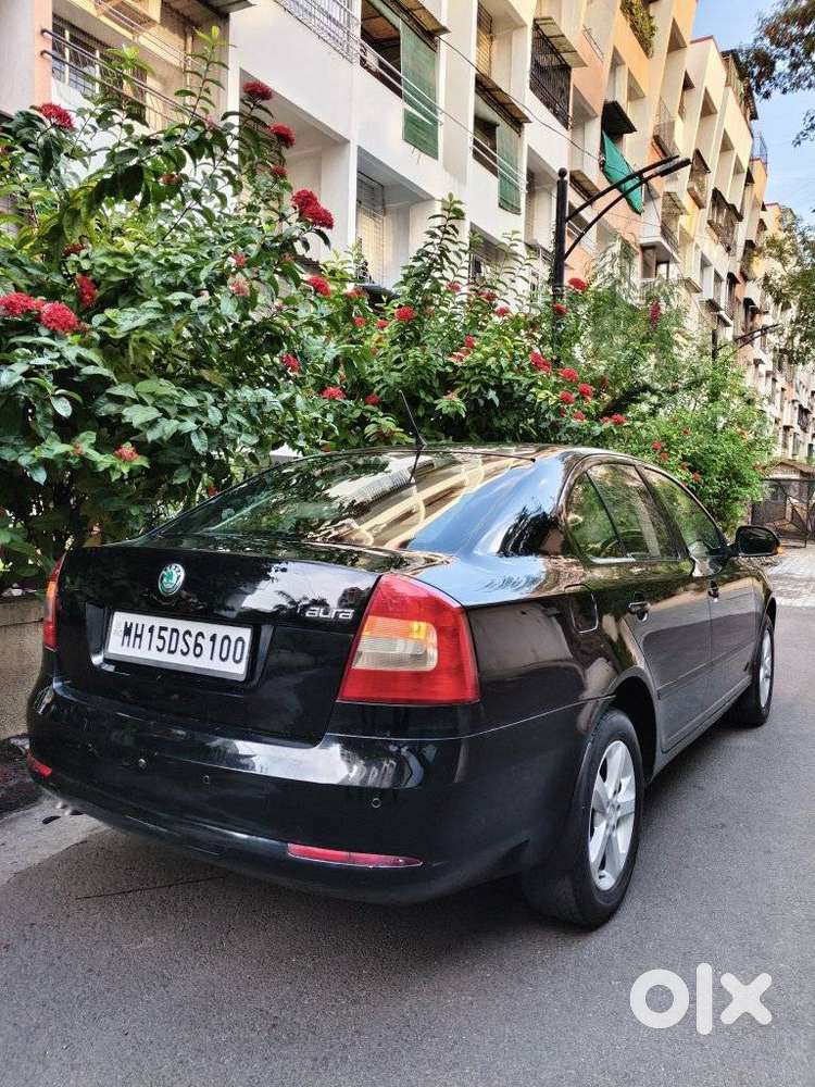 Skoda Laura Ambiente 2.0 Tdi Cr Manual, 2012, Diesel