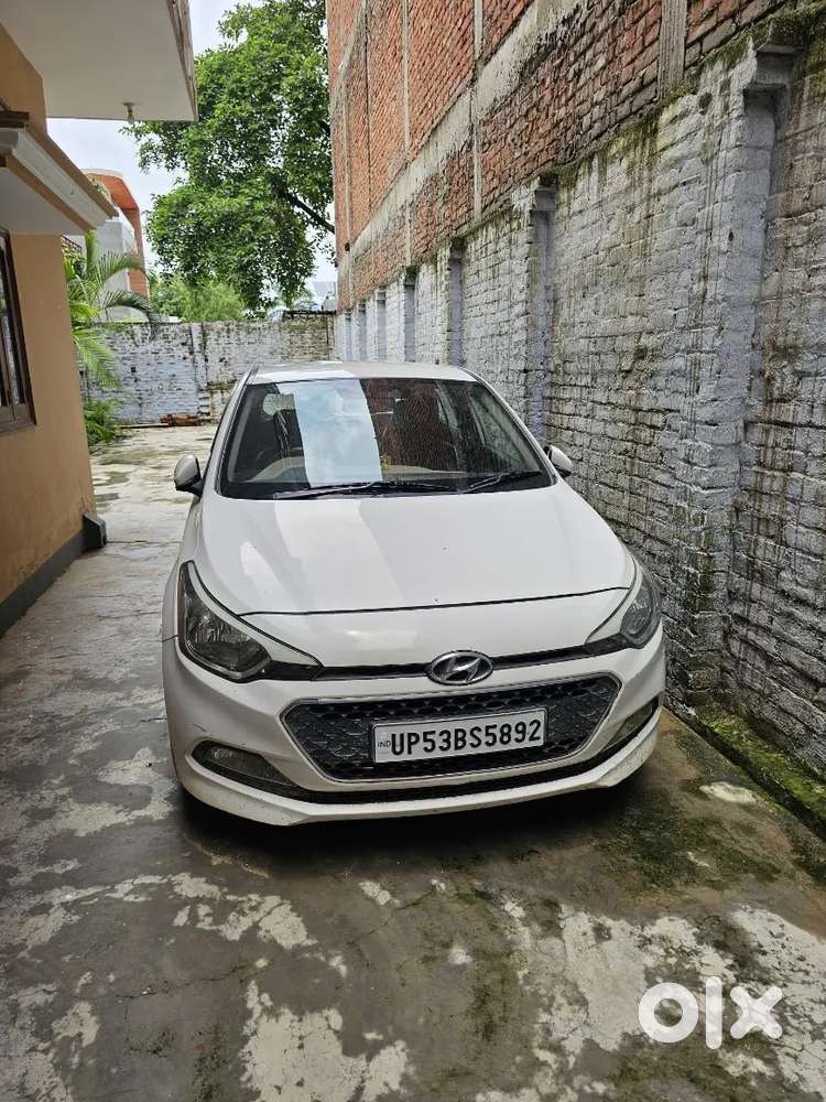 Hyundai I20 Sportz 2015 Petrol