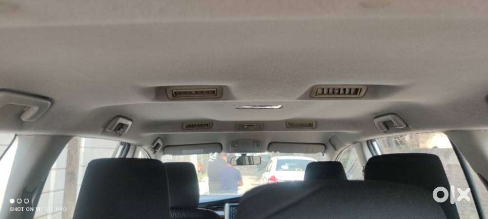 Toyota Innova Crysta 2.4 Gx Mt, 2017, Diesel