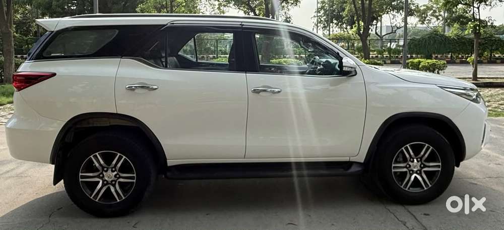 Toyota Fortuner 4x2 At 2.8 Diesel, 2017, Petrol